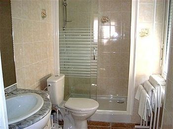 Logis Hotel Restaurant Metropole ميرانده المظهر الخارجي الصورة